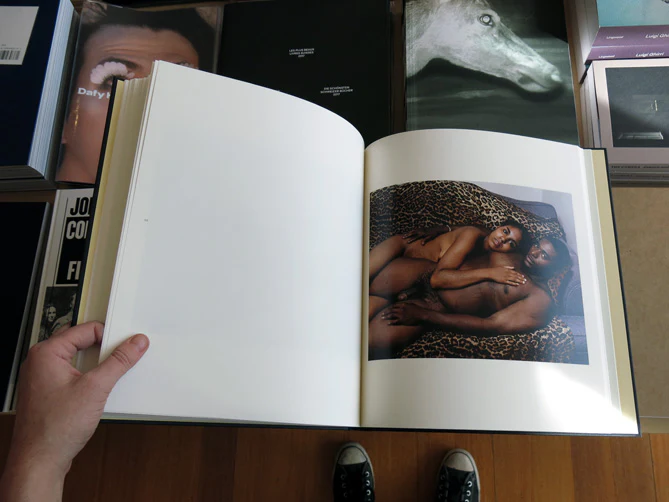 Alec Soth – Niagara - Image 8