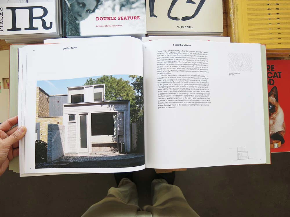 At Home in London: The Mews House - Image 6