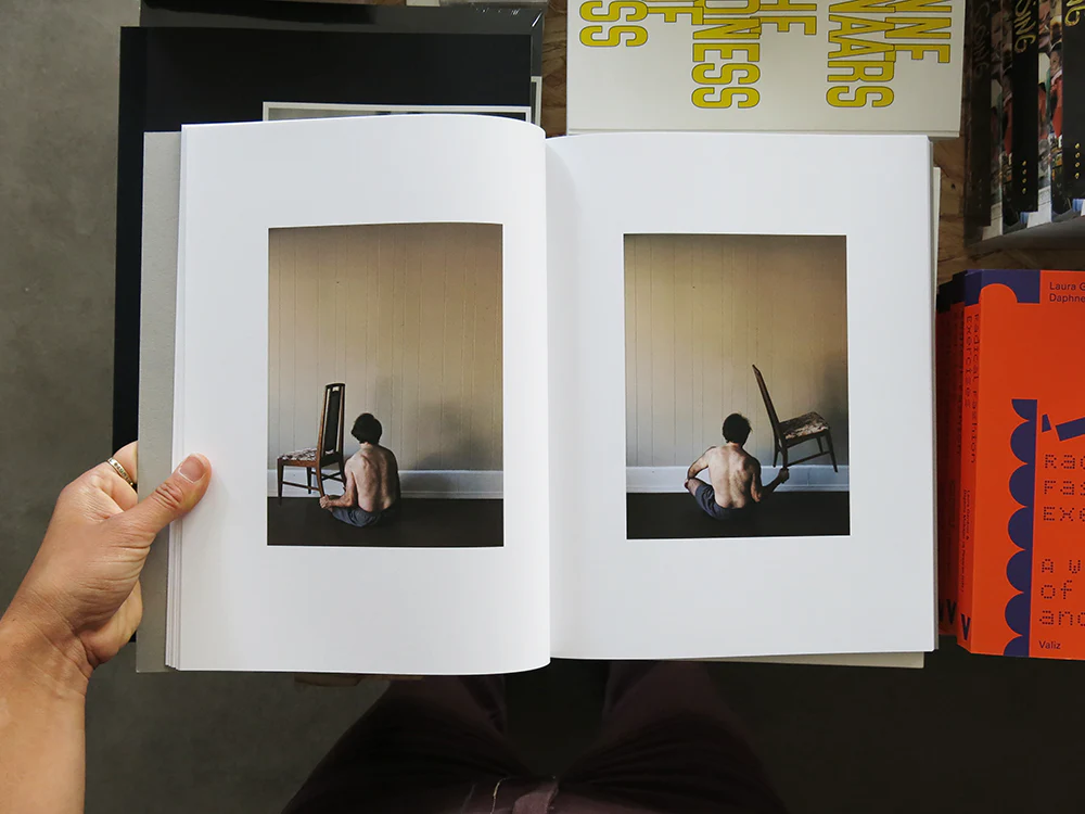 Carolyn Drake – Men Untitled - Image 4