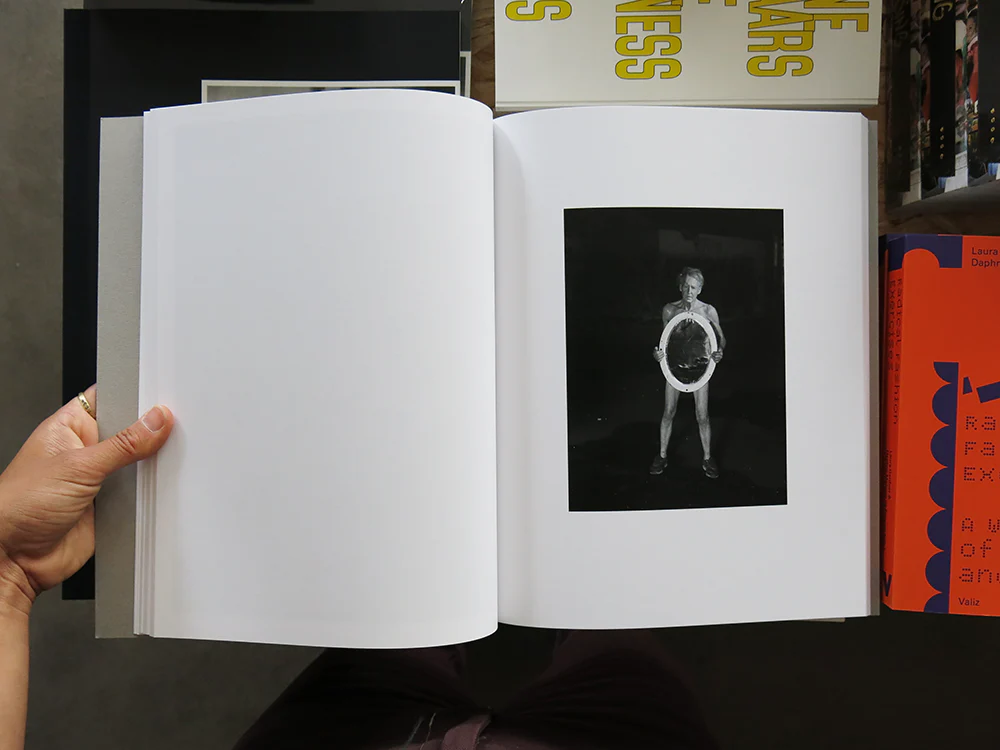Carolyn Drake – Men Untitled - Image 9