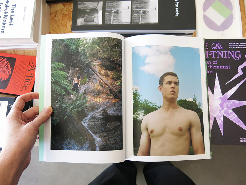 Drew Pettifer – I know a place - Image 4