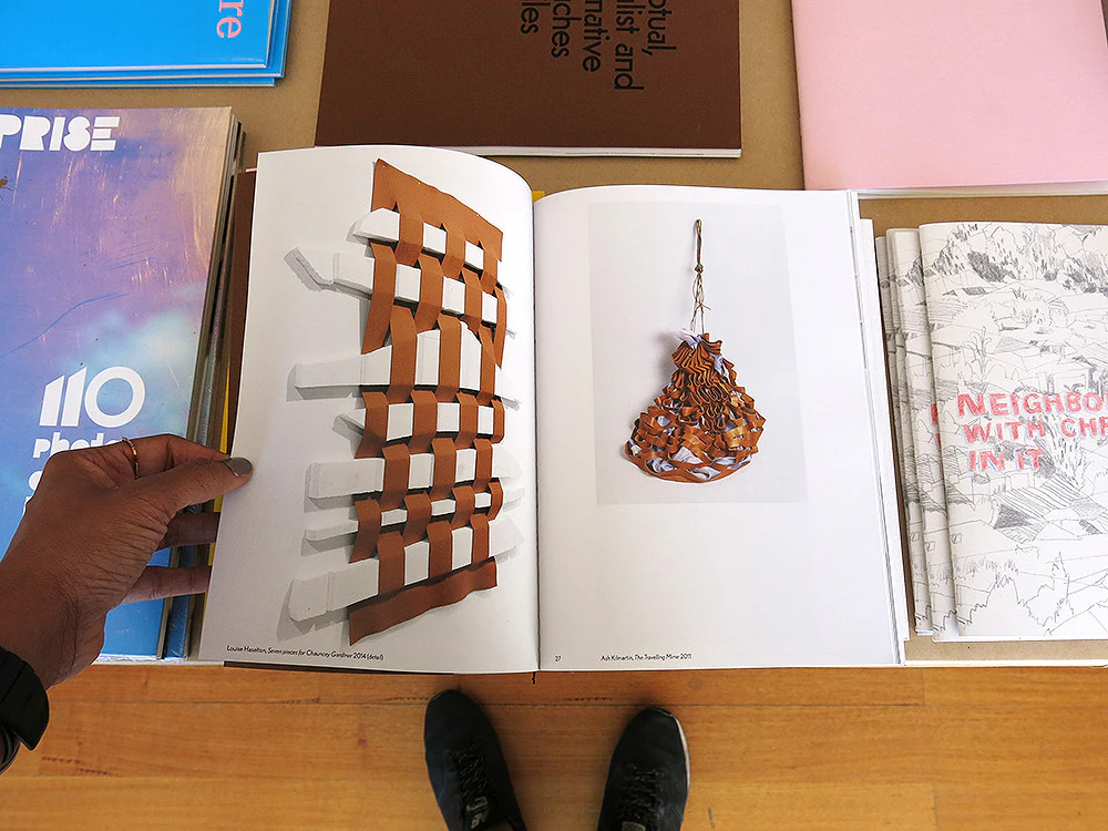 Fabrik: conceptual, minimalist, and performative approaches to textiles - Image 3