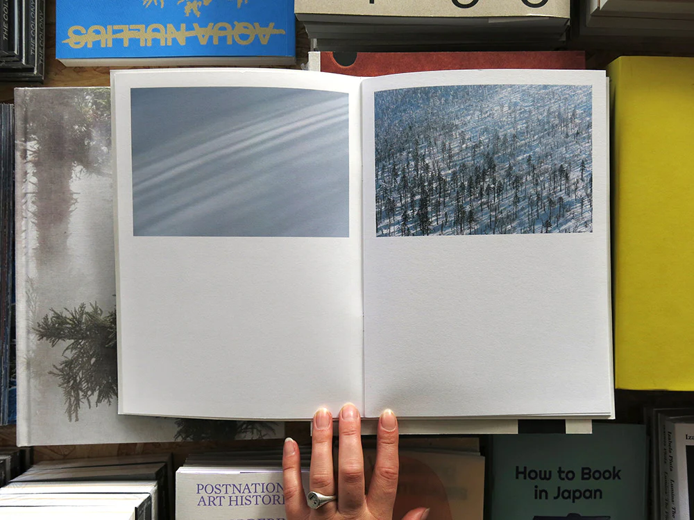 Junki Yarinome – White room - Image 3