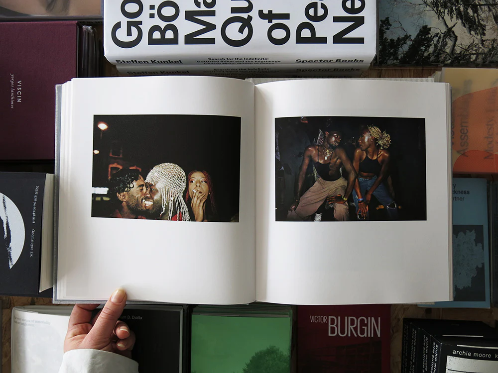 Liz Johnson Artur – PDA - Image 6