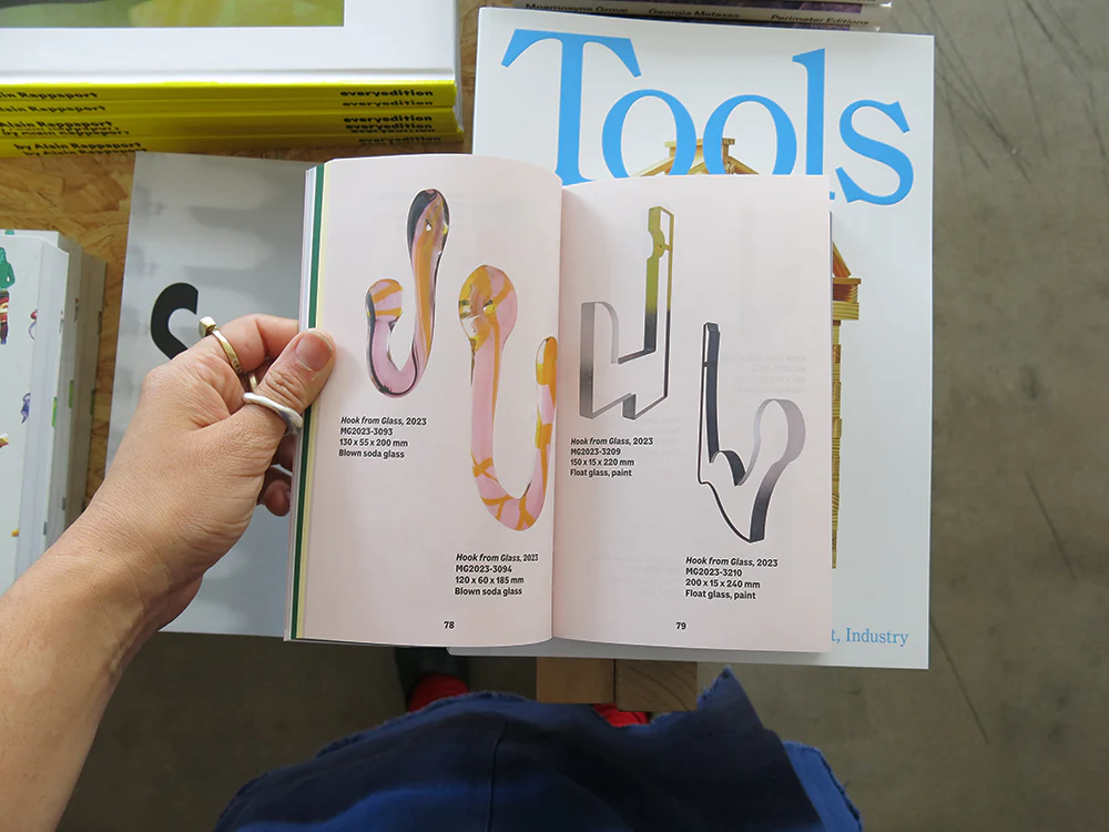 Martino Gamper – HOOK BOOK almost 1000 - Image 11