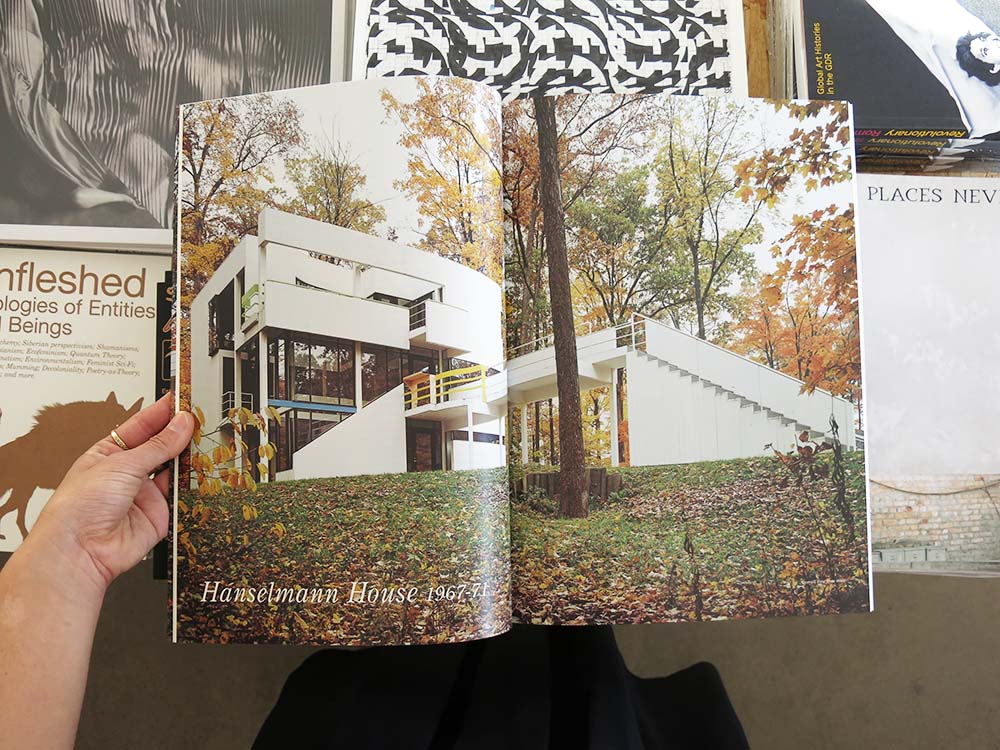 Residential Masterpieces 14: Michael Graves - Image 11