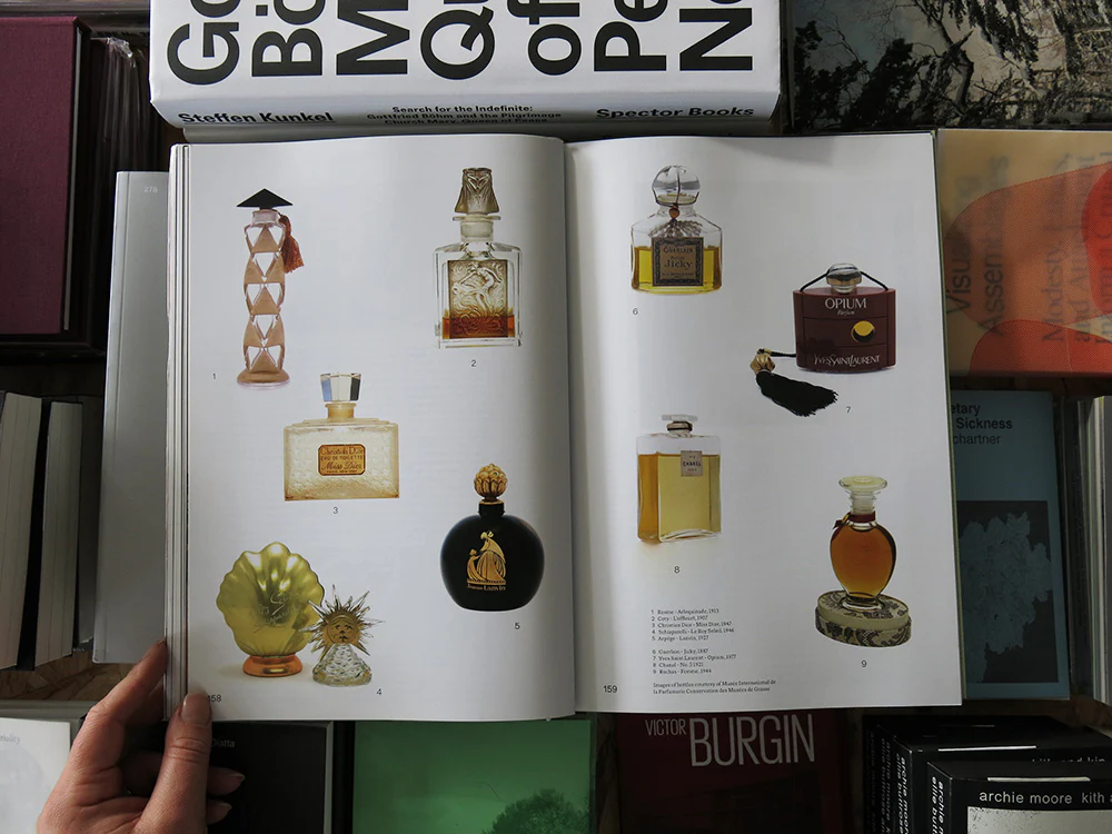 Viscose 07: SCENT - Image 14